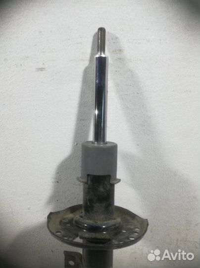 Амортизатор передний передний правый Suzuki Sx4