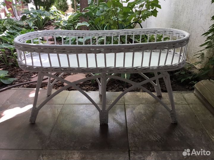 Подставка под цветы