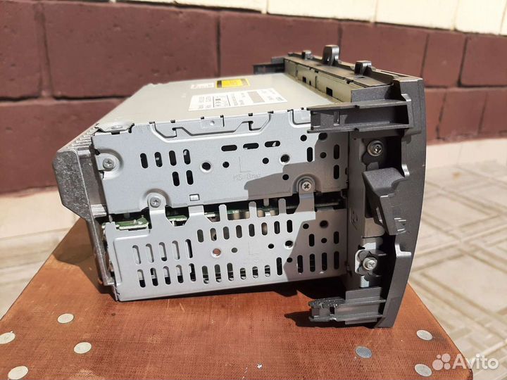 Магнитола на короллу Е150