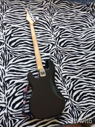 Басс гитара 4 струны