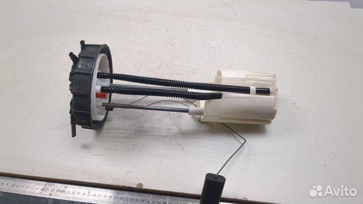 Датчик уровня топлива Nissan Pathfinder, 2006