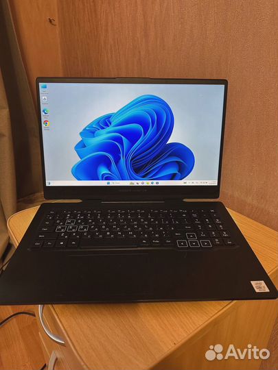 Продаю ноутбук