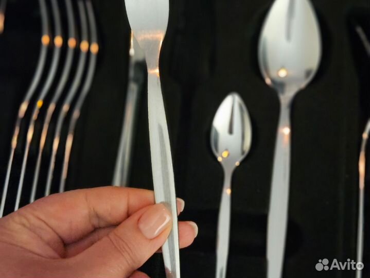 Набор столовых приборов на 6 персон