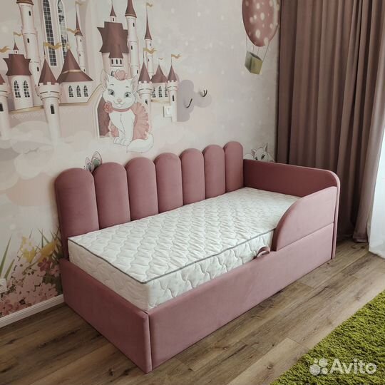 Кровать детская угловая