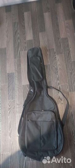 Продам гитару rockdale