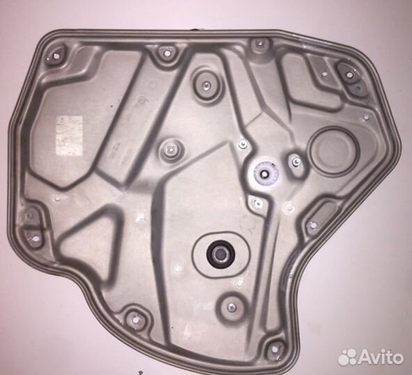 Стеклоподъёмник задний левый Skoda Octavia A5