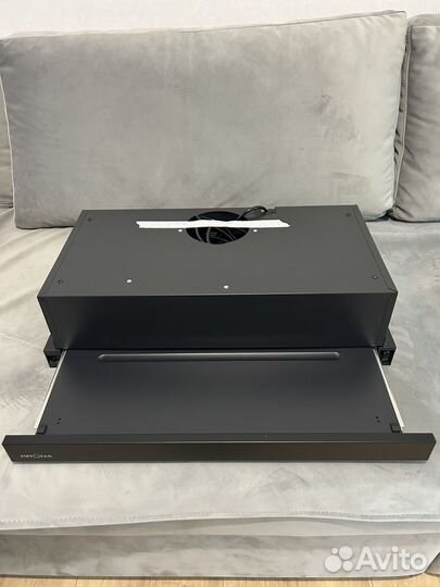 Вытяжка для кухни 60 см новая