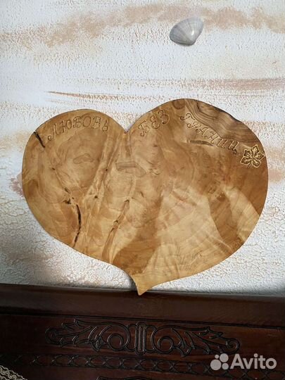 Фигурка из дерева сердце