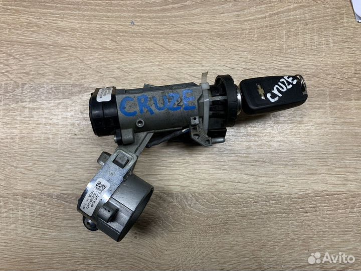 Замок зажигания Chevrolet Cruze 2009-2016