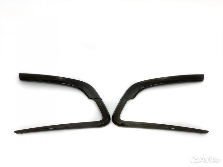 Молдинги переднего бампера(Иксы) Веста