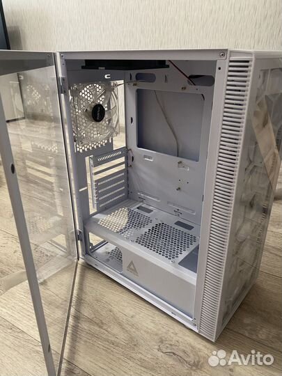 Корпус montech X3 glass белый