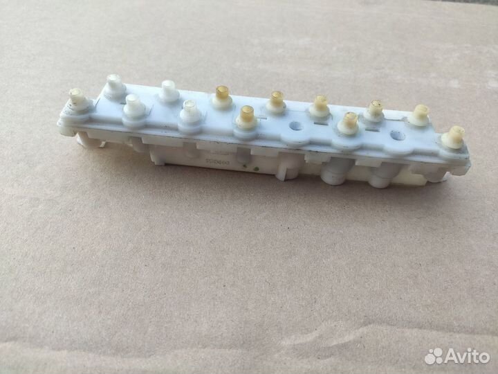 Распределитель вакуумный Mercedes W140