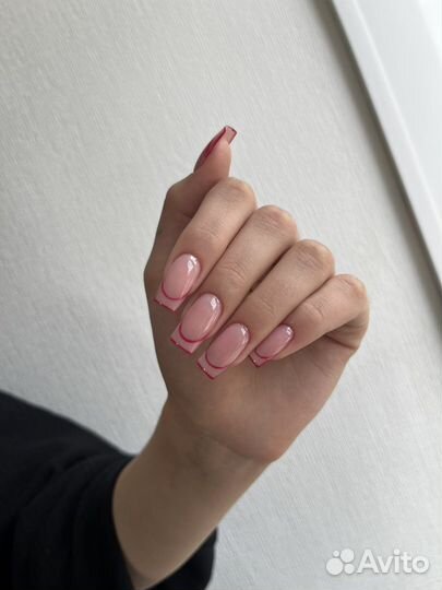 Маникюр с покрытием гель-лаком
