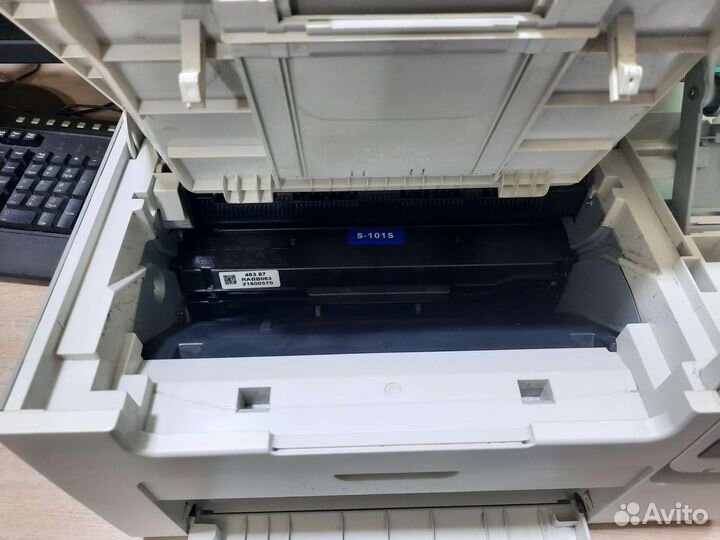 Принтер лазерный мфу samsung SCX-3405W