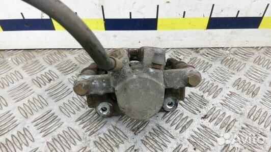 Суппорт тормозной задний правый toyota corolla ver