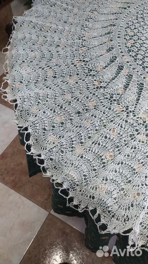 Вязаная скатерть крючком круглая