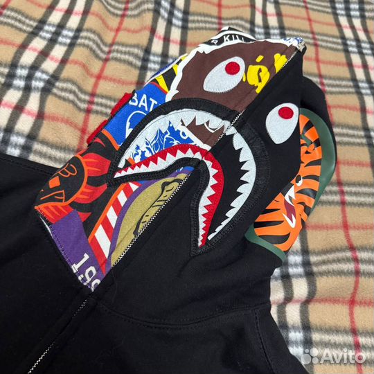 Зип худи bape shark international