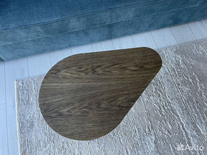 Журнальный столик новый