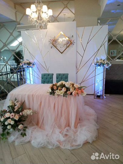 Украшение свадебного зала