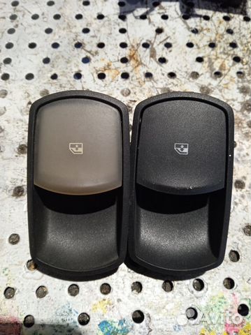 Кнопка стеклоподъемника Opel Corsa