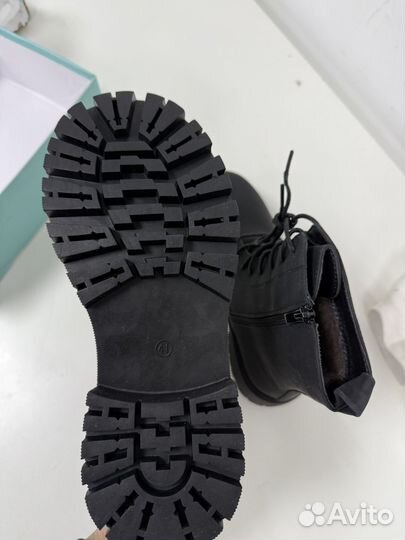 Зимние ботинки
