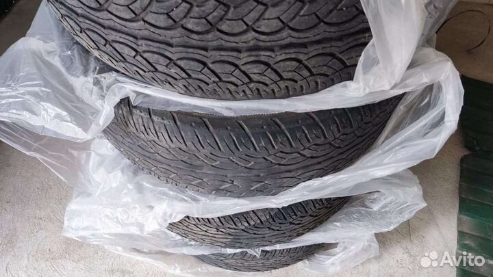 Yokohama Parada Spec-X 275/55 R20