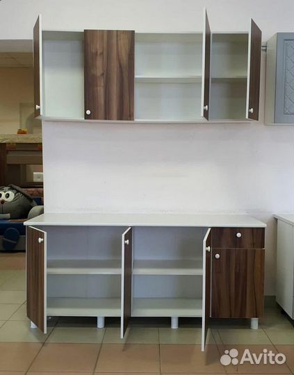 Поинт кухонный гарнитур 1800