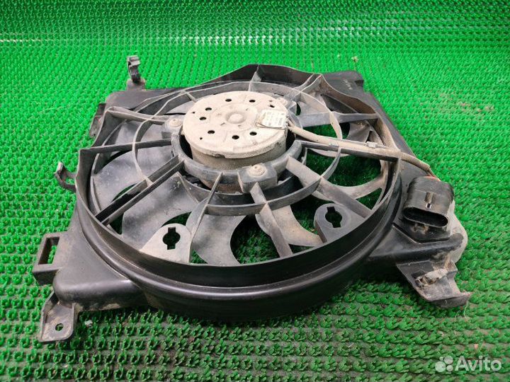 Вентилятор радиатора Opel Astra H Z13DTH 2008