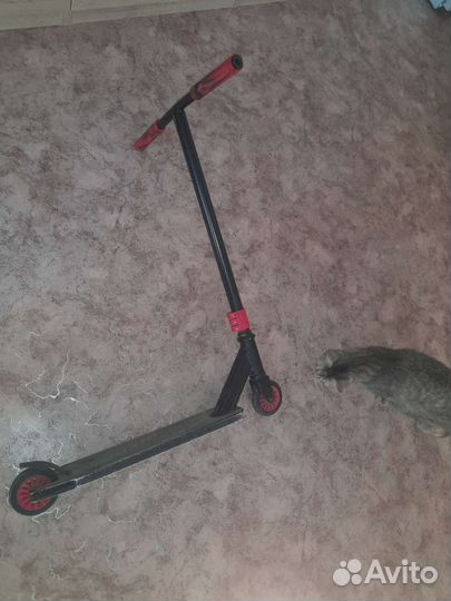 Трюковой самокат