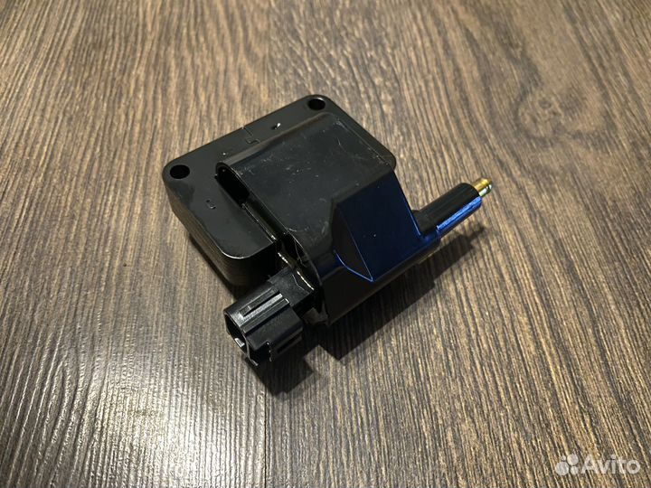 Катушка зажигания Dodge Jeep 98-03