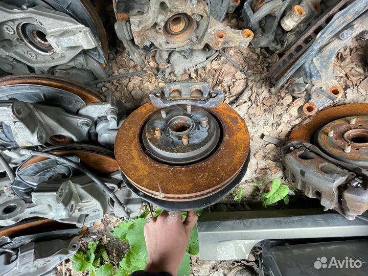 Передний кулак Киа Соренто Прайм