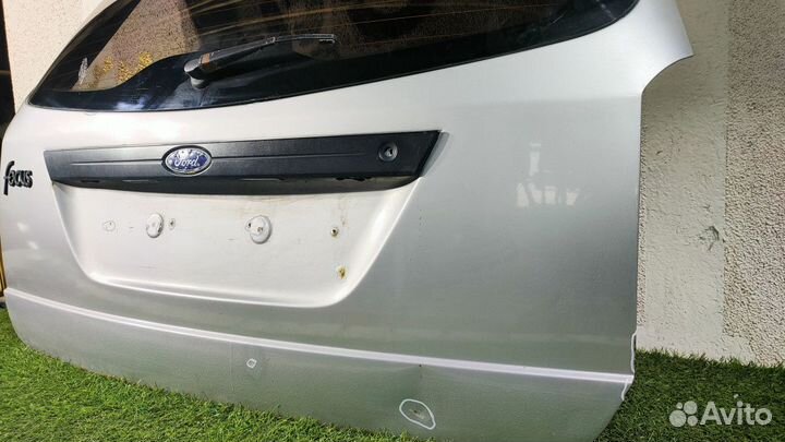 Крышка багажника Ford Focus (I) I