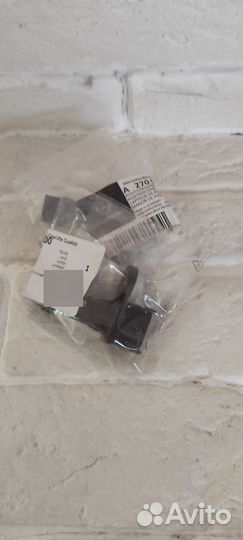 Датчик коленвала Mercedes a2709051300 a2709050600
