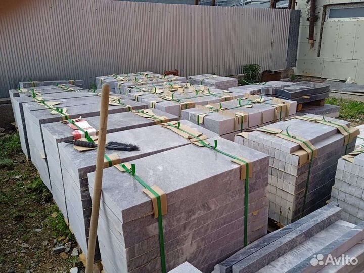 Мраморные памятники от производителя