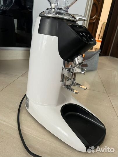 Кофемолка Compak E8 white