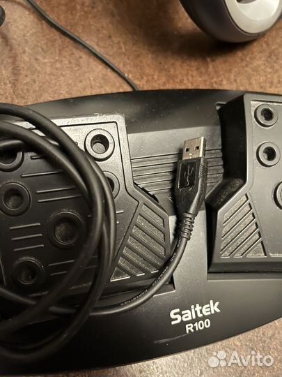 Руль Saitek R100
