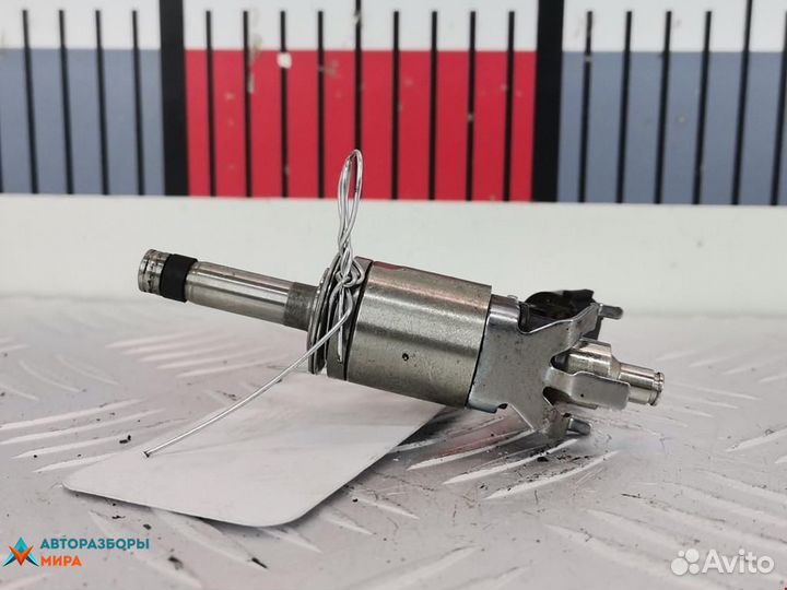 Форсунка Ford Focus 3 рест. 2016 CP9Z9F593-B