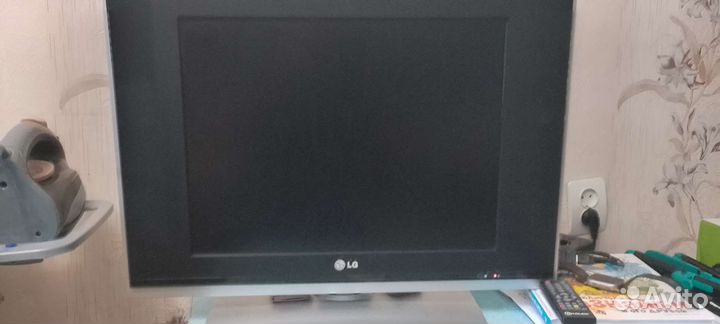Lcd телевизор 20