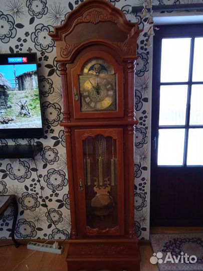 Часы напольные