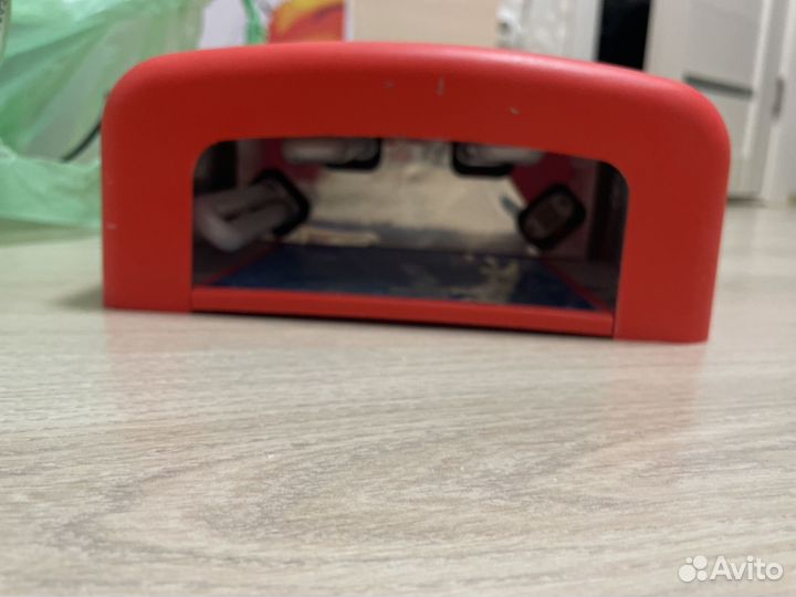 Ультрафиолетовая лампа для маникюра