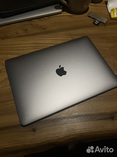 Apple MacBook Pro 13