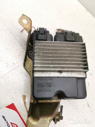 Блок управления форсунками Toyota Allion AZT240