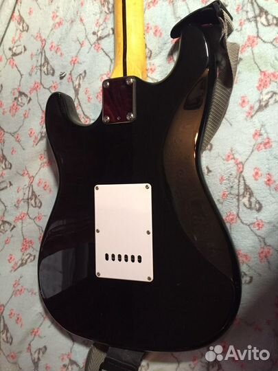 Электрогитара