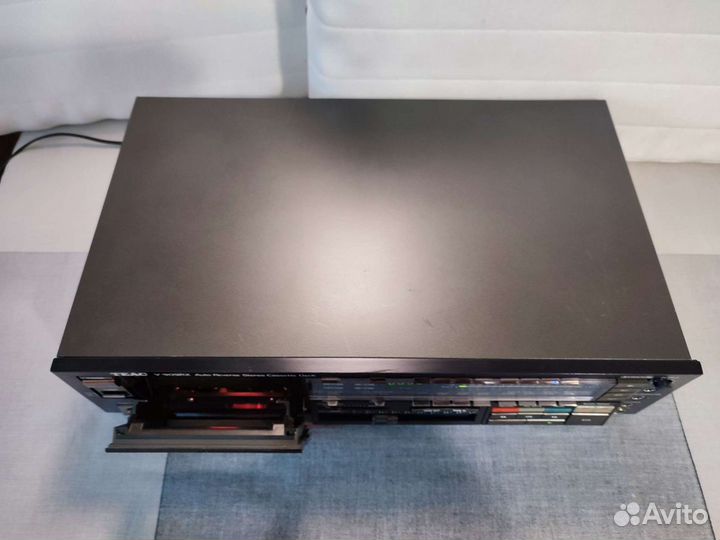 Teac V-909RX /1983/100В/ Кассетная дека