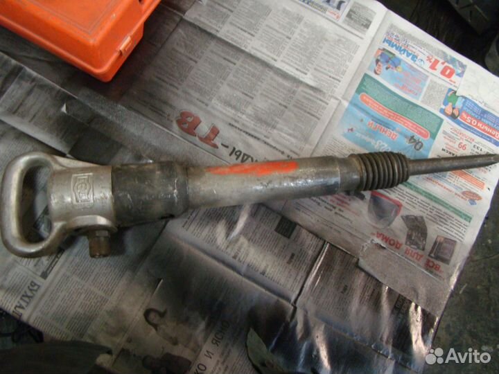 Пневматический отбойный молоток СССР