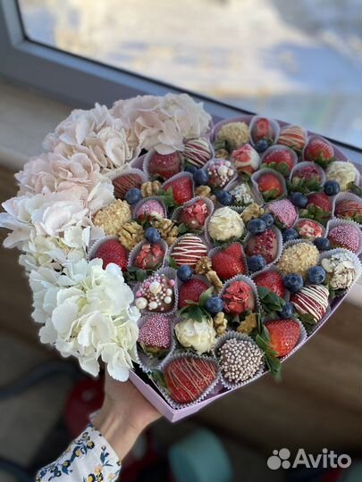 Клубничный букет казань