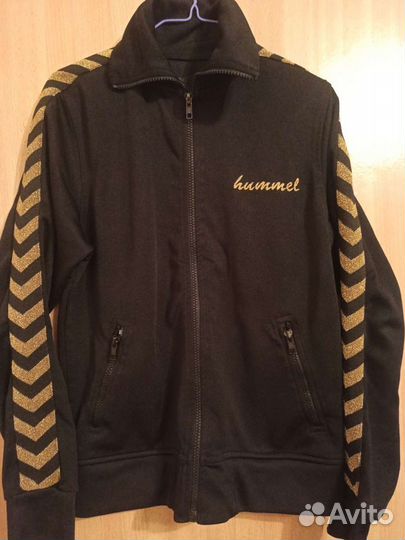 Спортивный костюм