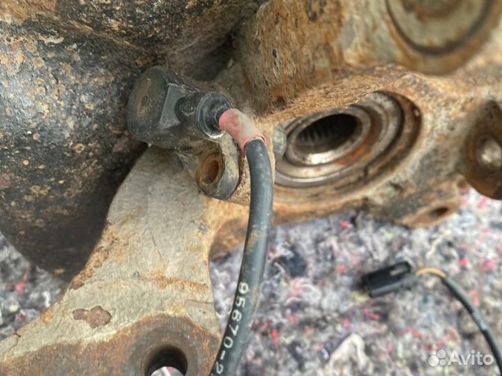 Hyundai accent передние датчики ABS