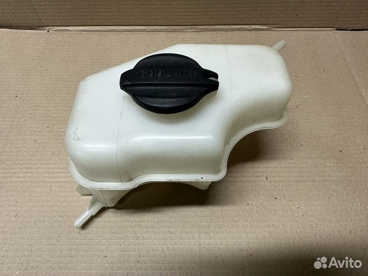 Расширительный бачок Kia Optima 3 TF