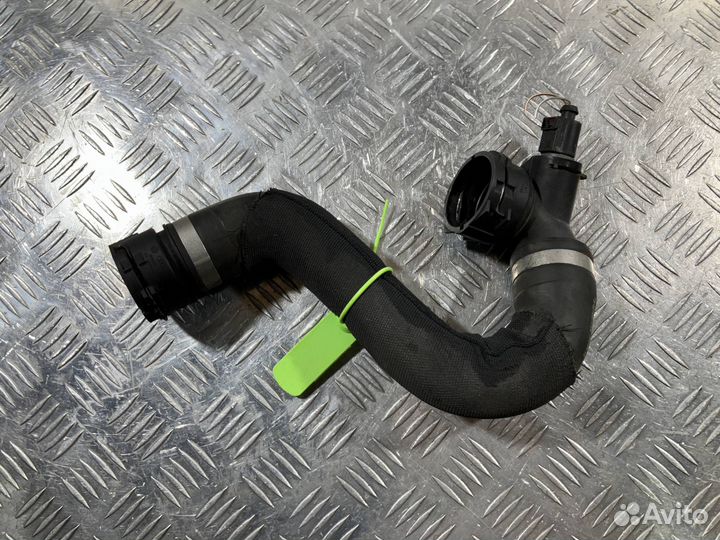 Патрубок охлаждения нижний Audi A8 D4/4H 2014